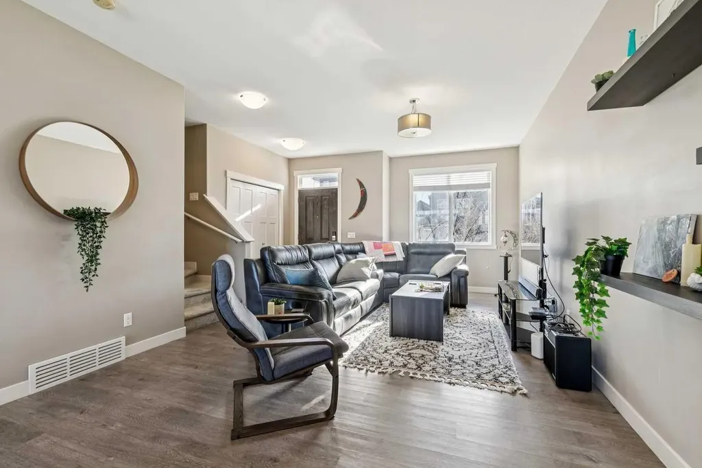 605 Evanston Manor NW Calgary AB T3P 0R9