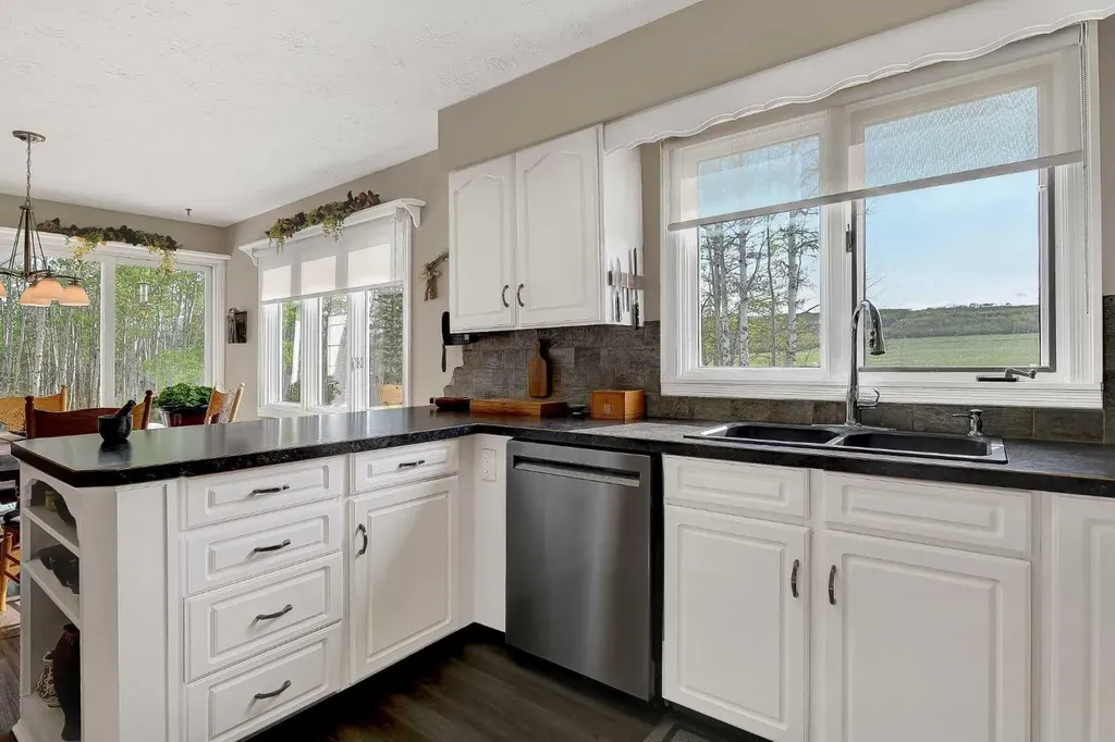 13429 Township Road 784 Township Rural Saddle Hills County AB T0H 0A0