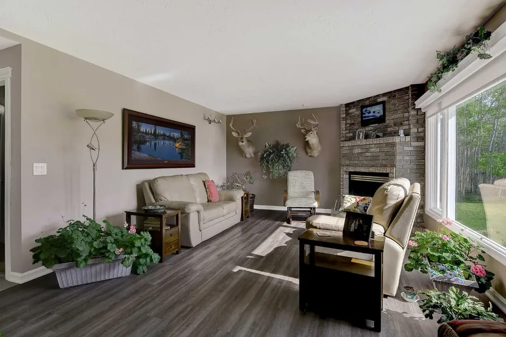 13429 Township Road 784 Township Rural Saddle Hills County AB T0H 0A0