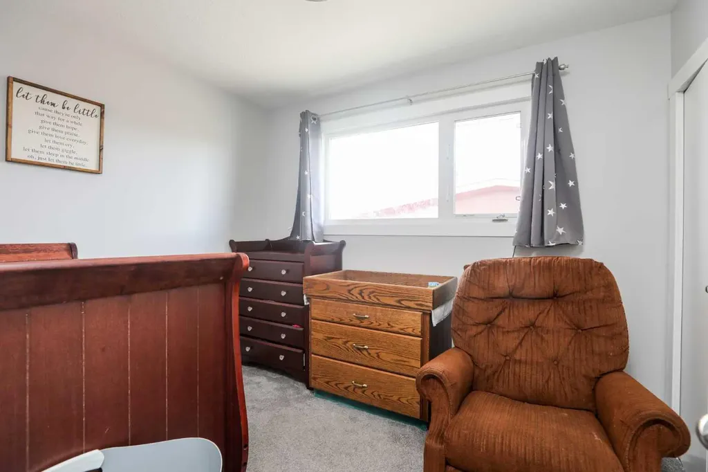 2705 22 Avenue S Lethbridge AB T1K 1J8