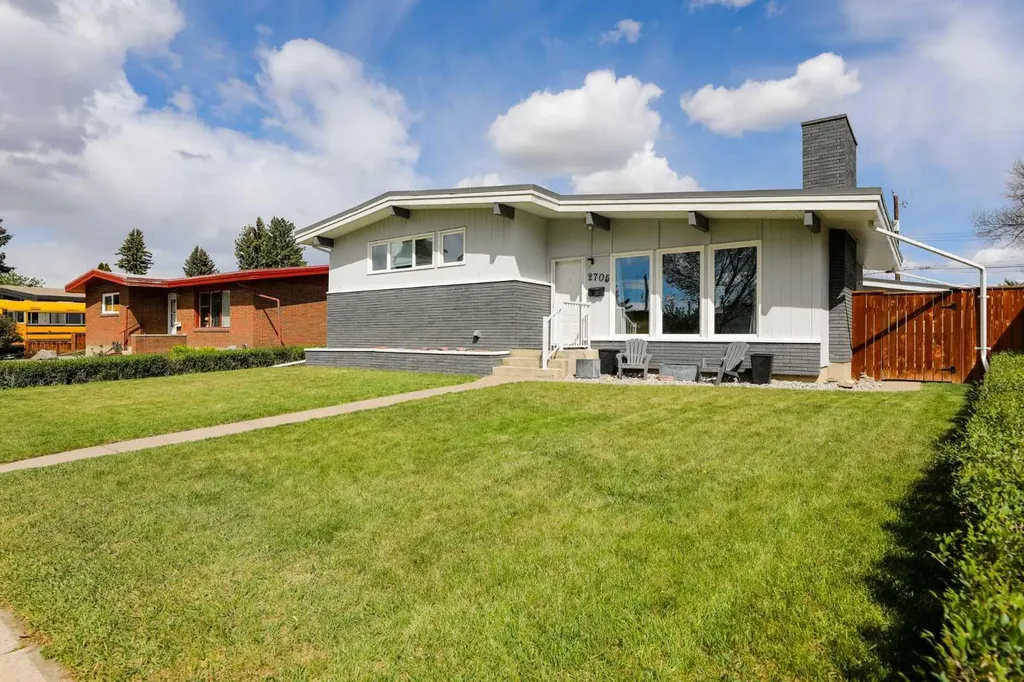 2705 22 Avenue S Lethbridge AB T1K 1J8