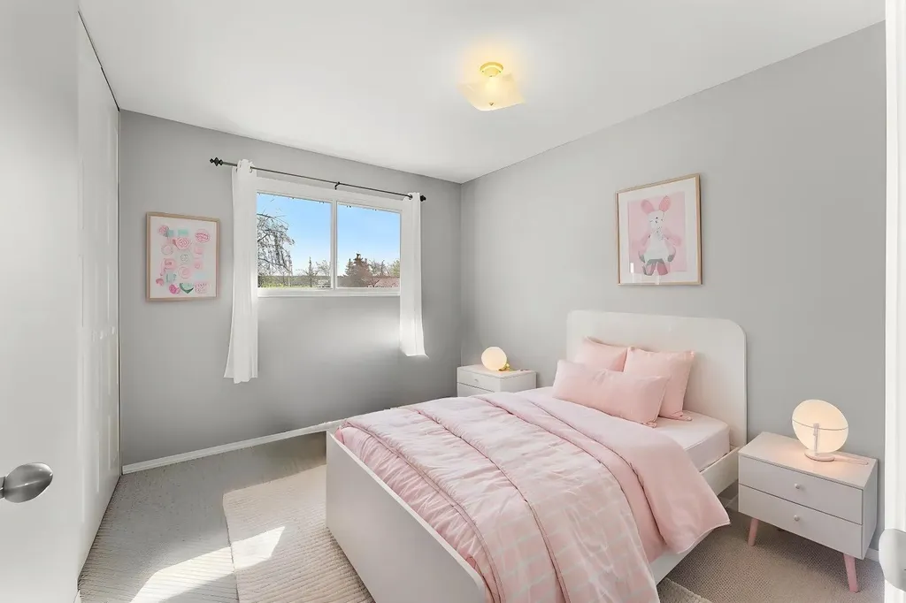 3731 50 Avenue Innisfail AB T4G1J2