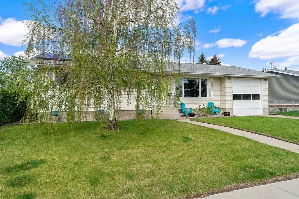 3731 50 Avenue Innisfail AB T4G1J2