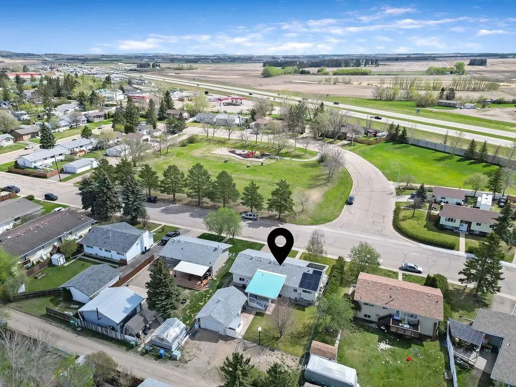 3731 50 Avenue Innisfail AB T4G1J2