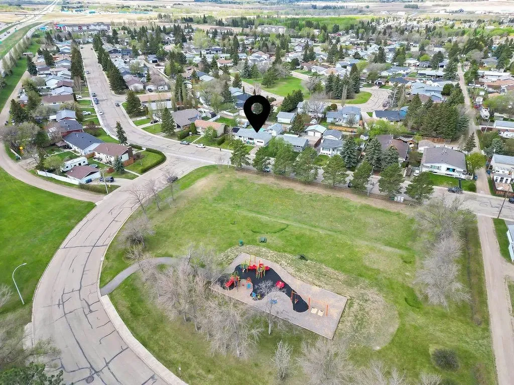 3731 50 Avenue Innisfail AB T4G1J2