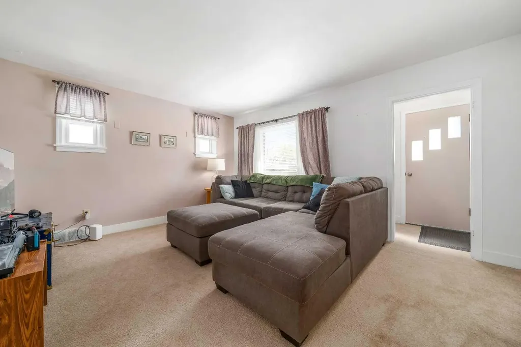 350 4 Street SW Medicine Hat AB T1A6M8