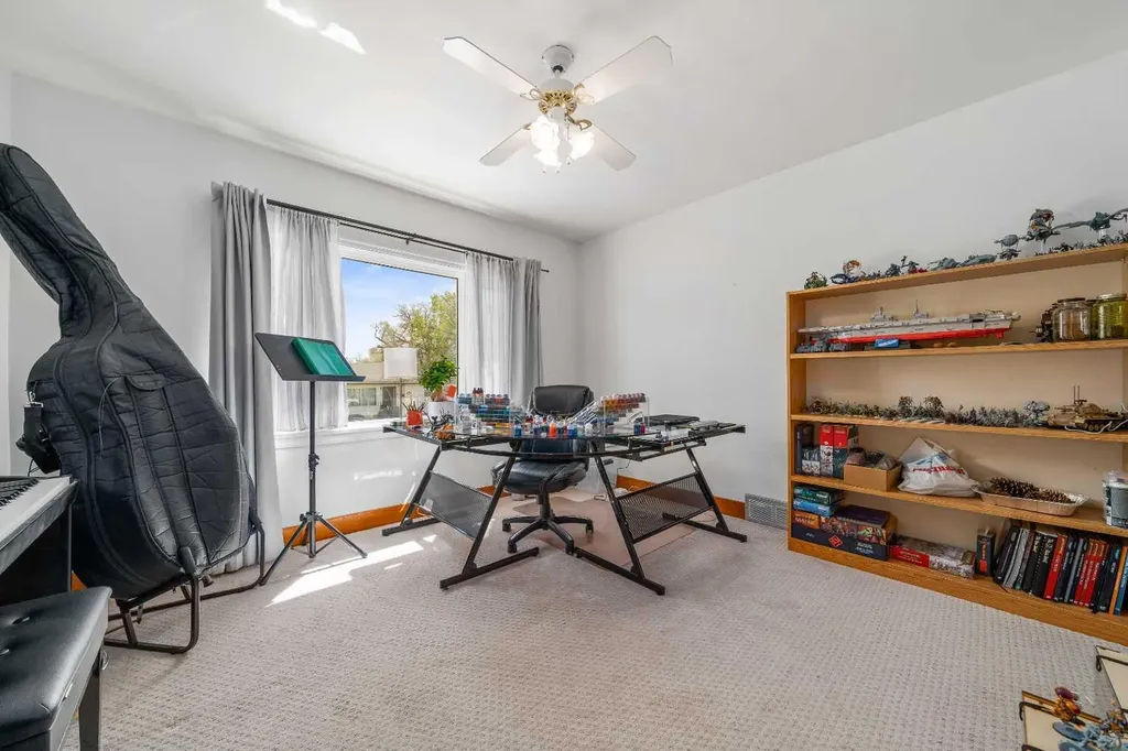 350 4 Street SW Medicine Hat AB T1A6M8