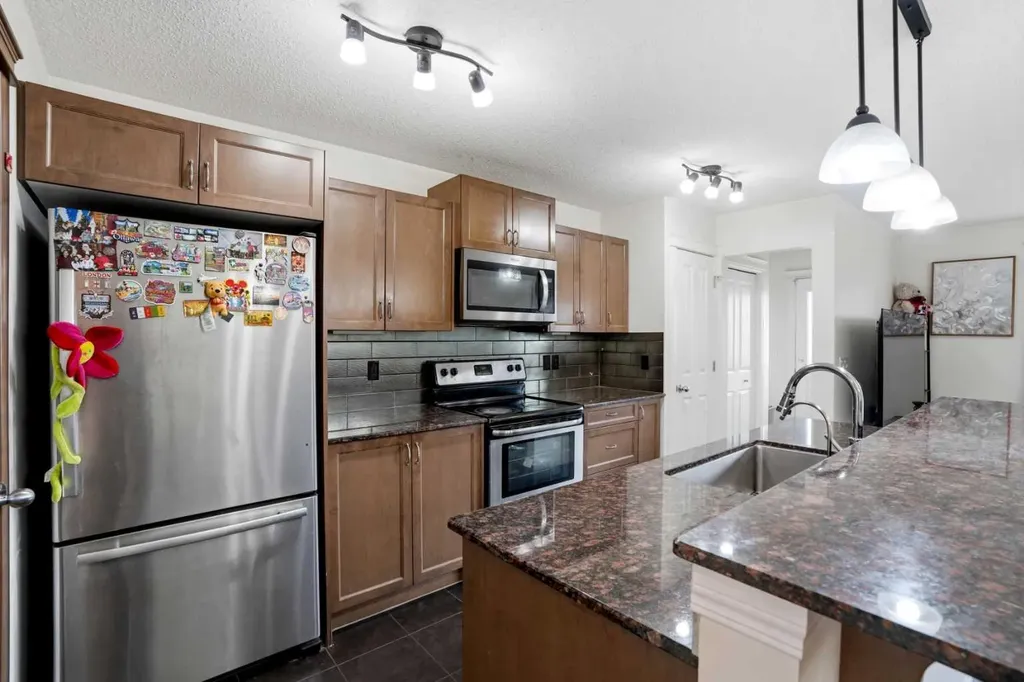 31 Skyview Ranch Lane NE Calgary AB T3N 0L9