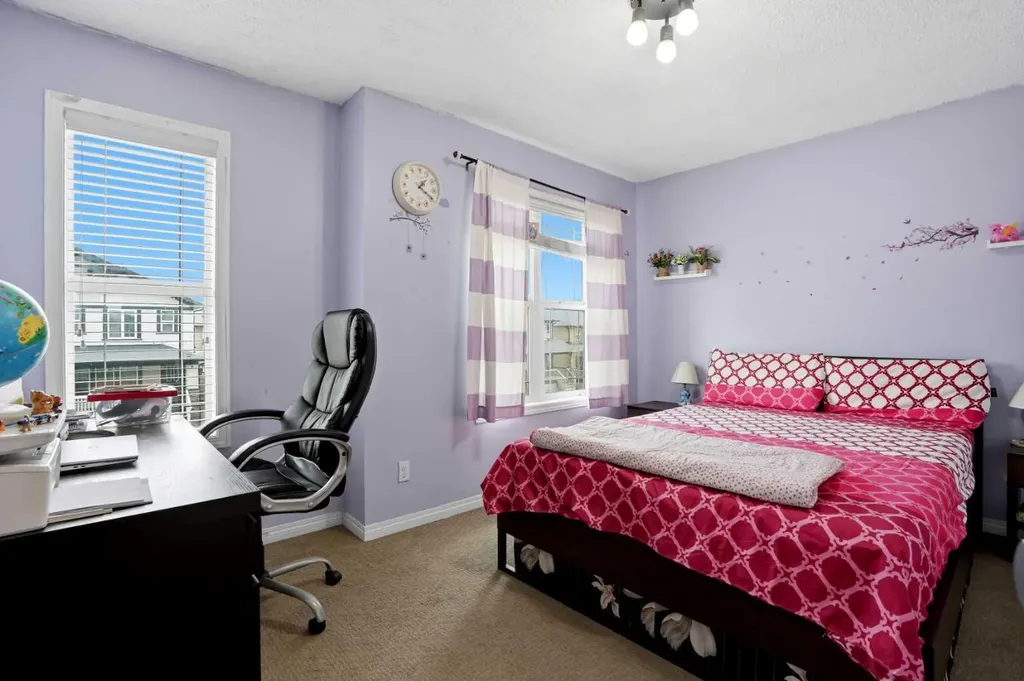 31 Skyview Ranch Lane NE Calgary AB T3N 0L9