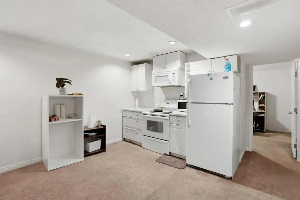 31 Skyview Ranch Lane NE Calgary AB T3N 0L9