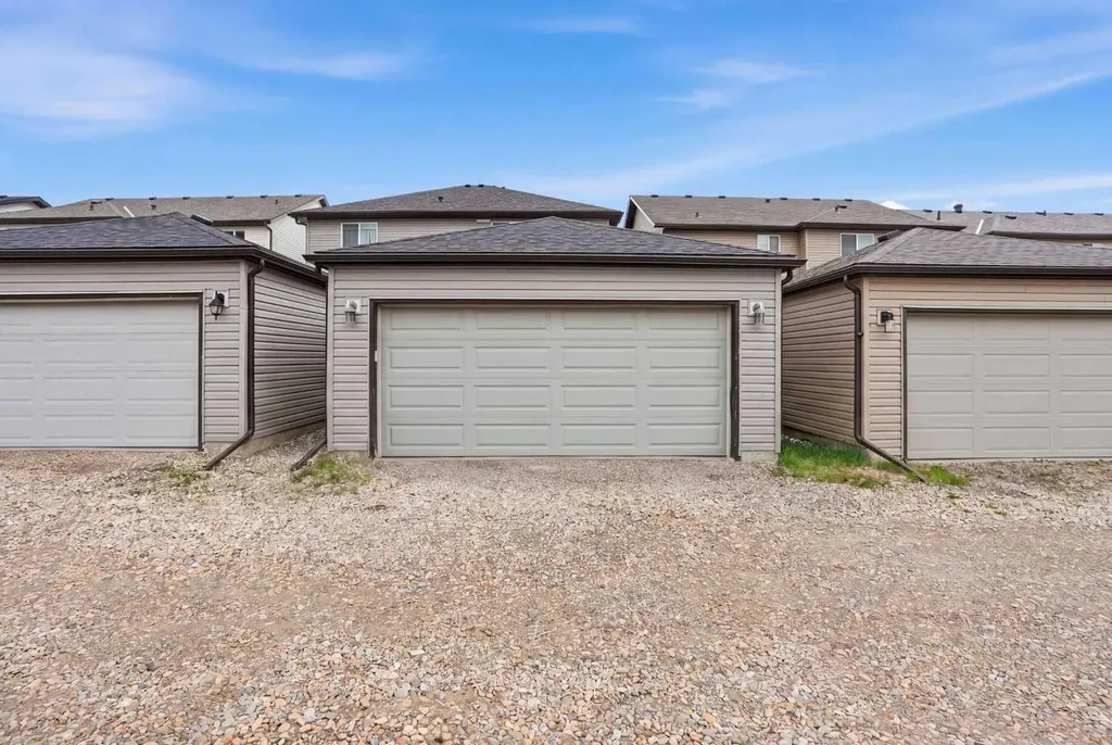 31 Skyview Ranch Lane NE Calgary AB T3N 0L9