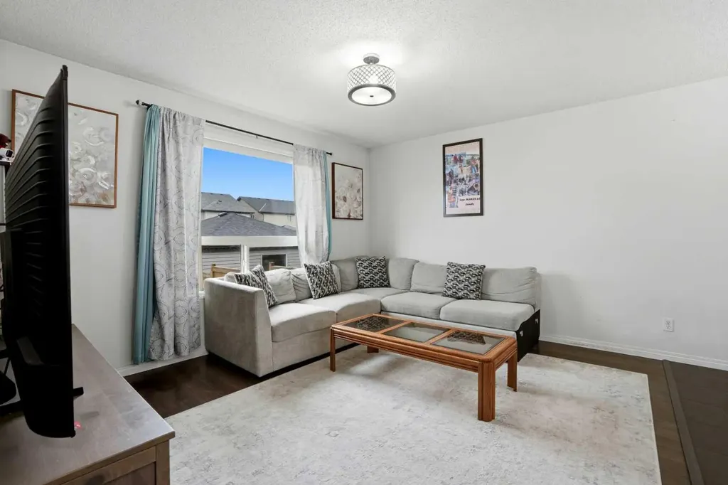 31 Skyview Ranch Lane NE Calgary AB T3N 0L9