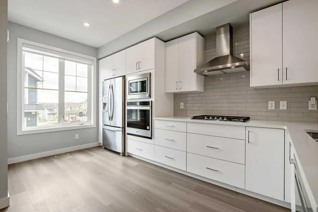 902 Sage Hill Grove NW Calgary AB T3R 2A2