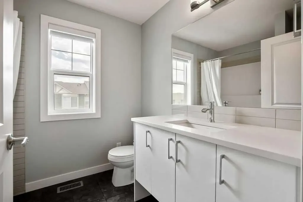 902 Sage Hill Grove NW Calgary AB T3R 2A2
