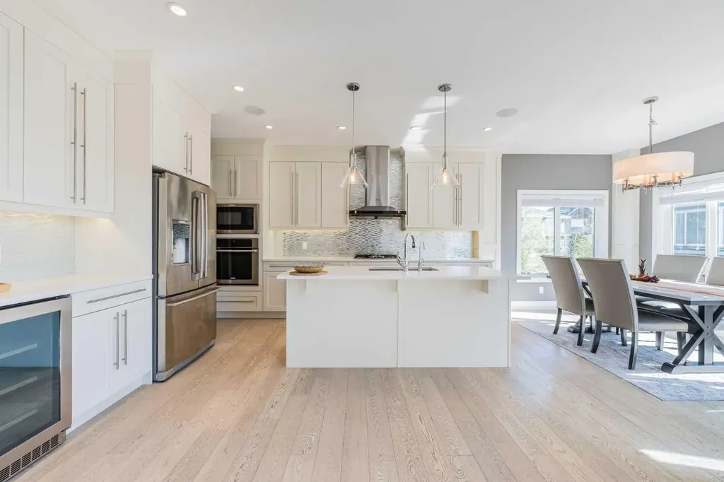174 Aspen Vista Way SW Calgary AB T3H 0Y8