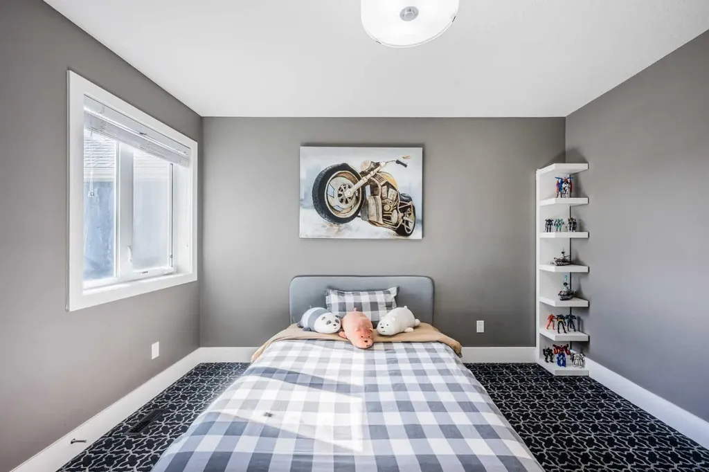 174 Aspen Vista Way SW Calgary AB T3H 0Y8