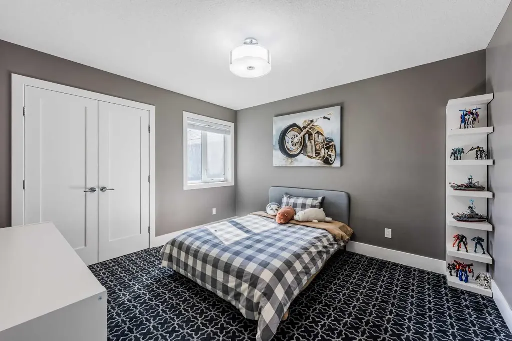 174 Aspen Vista Way SW Calgary AB T3H 0Y8