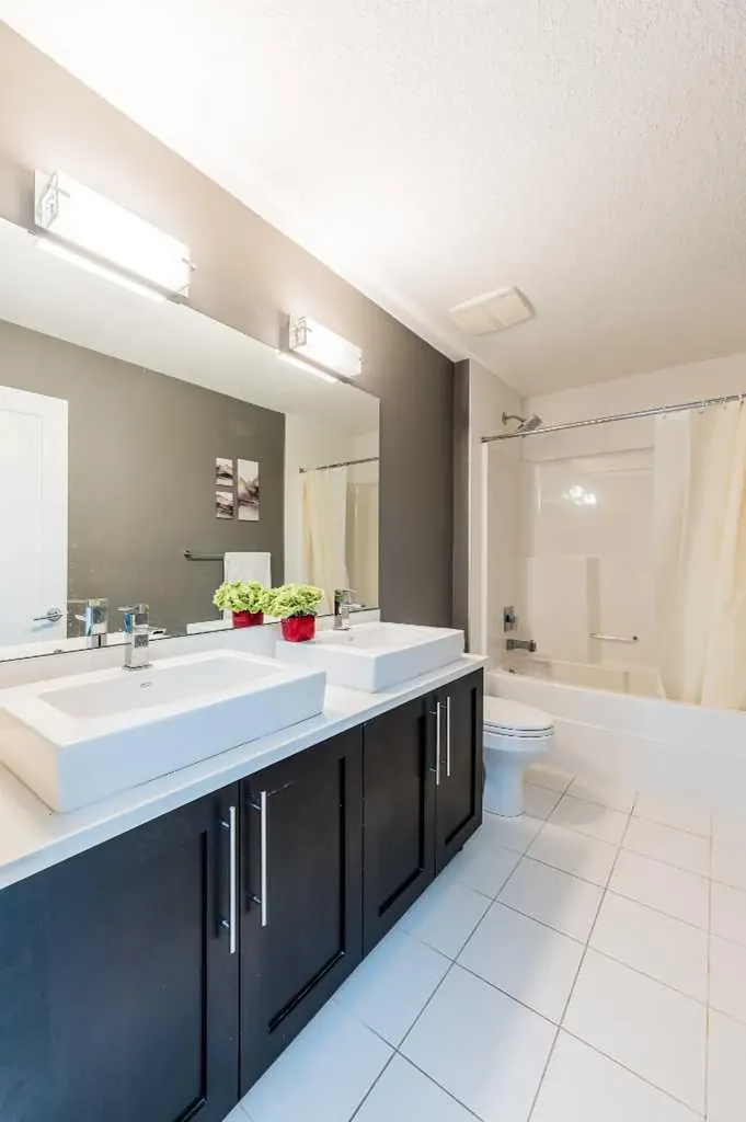 174 Aspen Vista Way SW Calgary AB T3H 0Y8