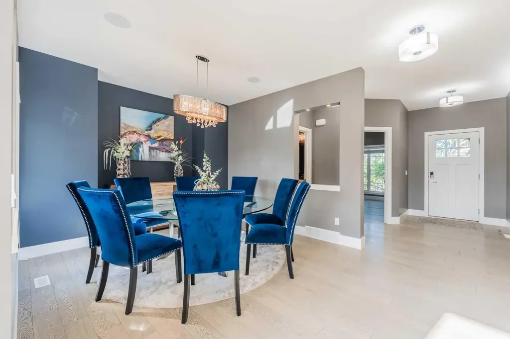 174 Aspen Vista Way SW Calgary AB T3H 0Y8