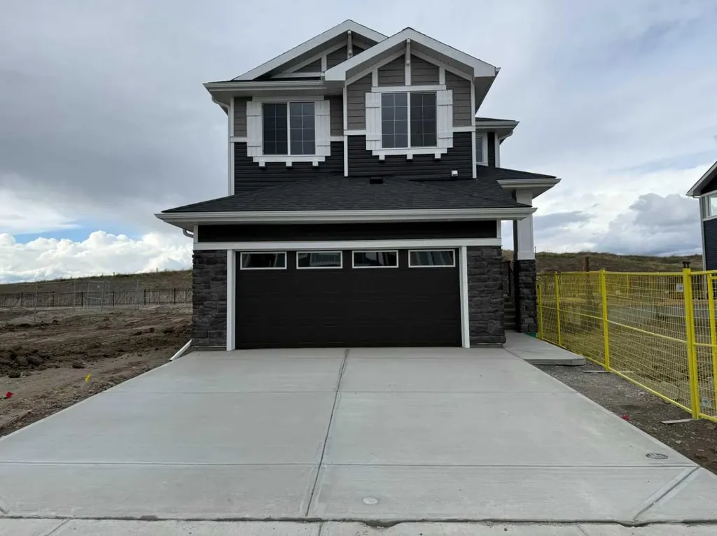 147 Sundown Crescent Cochrane AB T4C 1Y3
