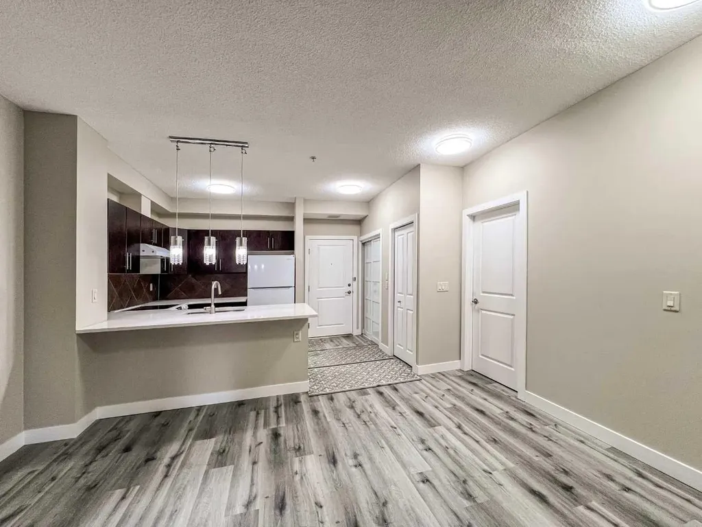 2727 28 Avenue SE Calgary AB T2B 0L4