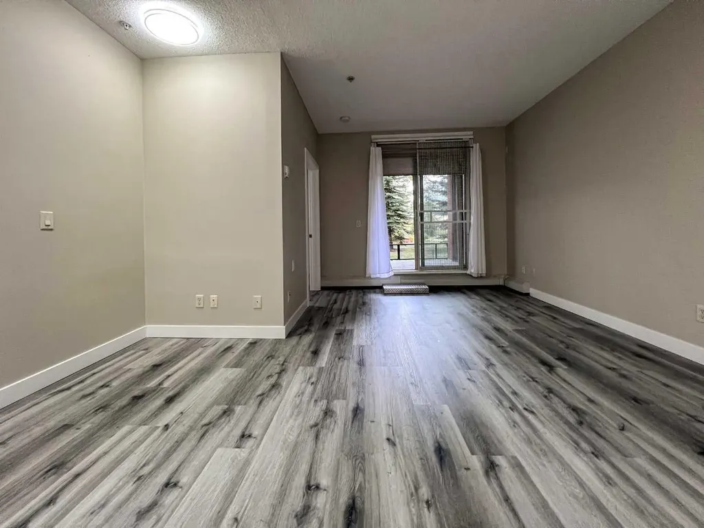 2727 28 Avenue SE Calgary AB T2B 0L4