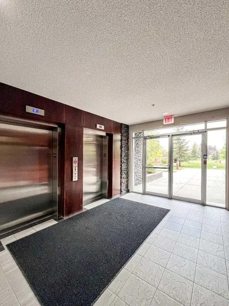 2727 28 Avenue SE Calgary AB T2B 0L4