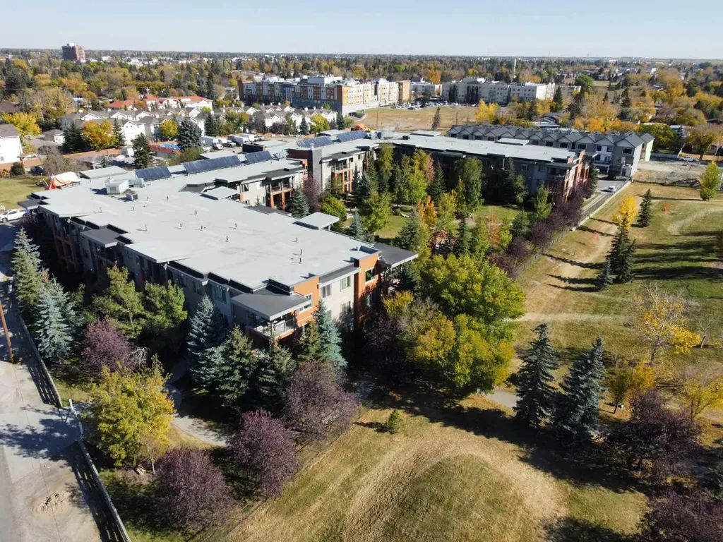 2727 28 Avenue SE Calgary AB T2B 0L4