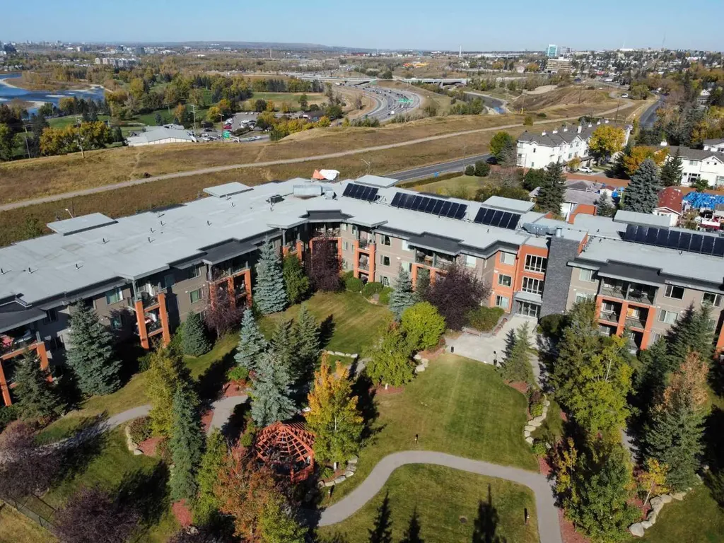 2727 28 Avenue SE Calgary AB T2B 0L4