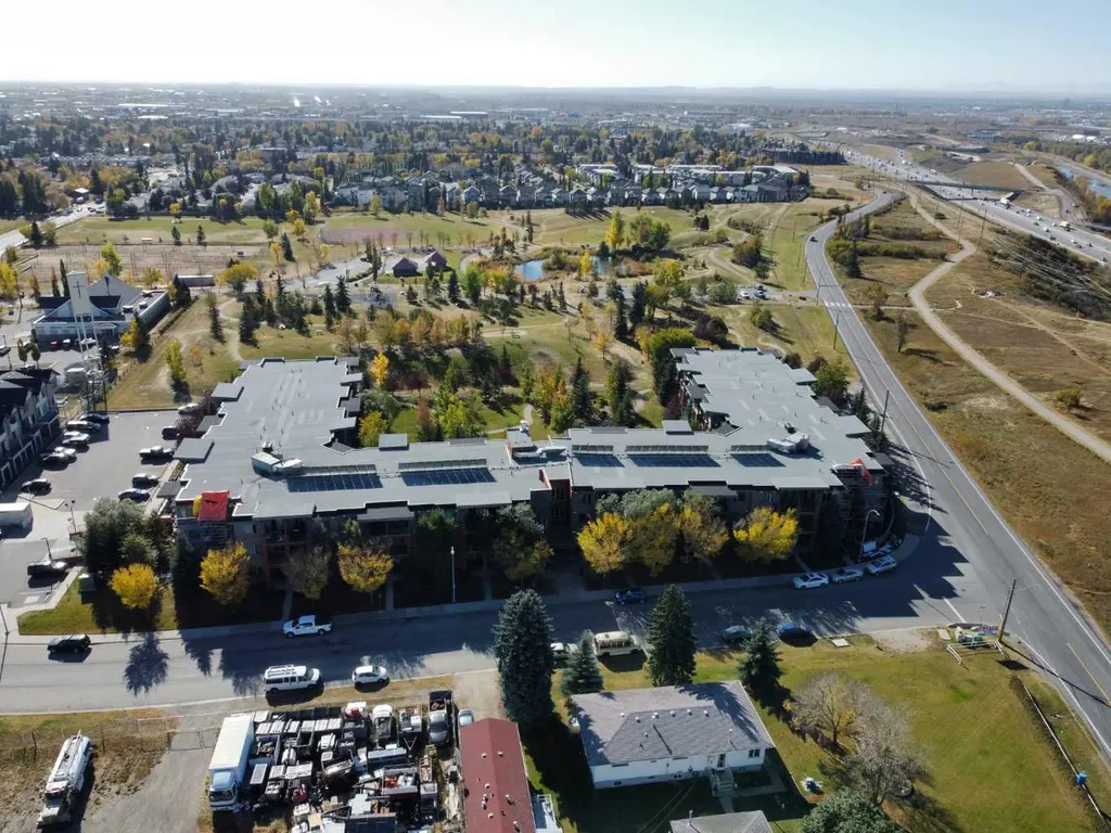 2727 28 Avenue SE Calgary AB T2B 0L4