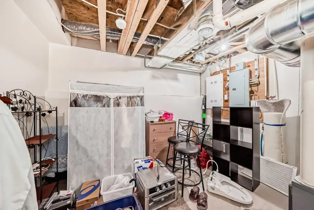 551 Evanston Link NW Calgary AB T3P 0B1