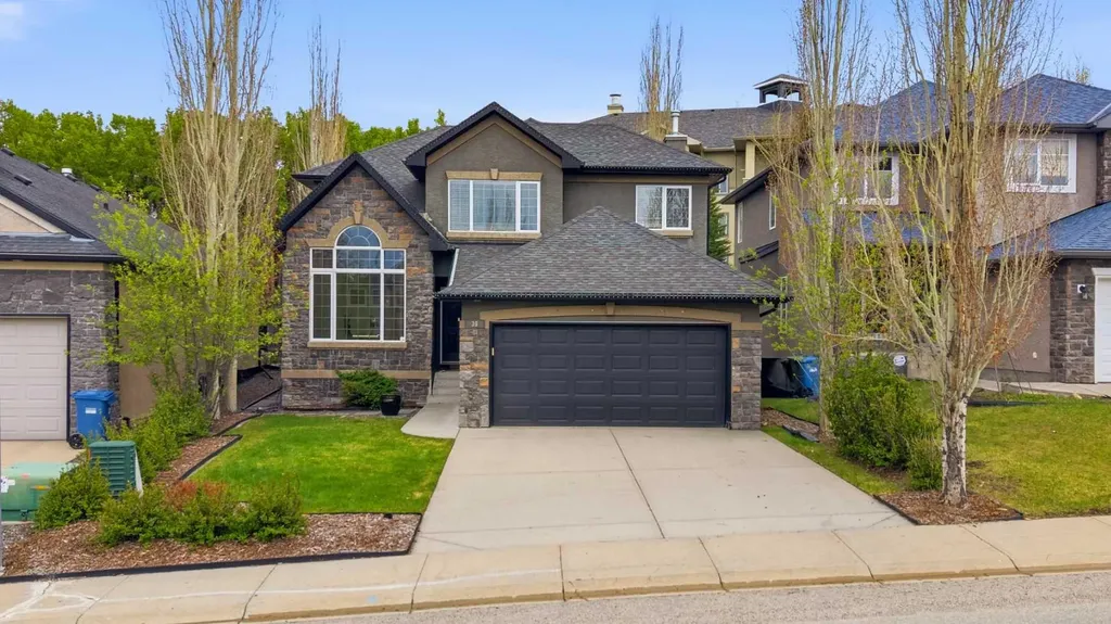 39 Evercreek Bluffs Road SW Calgary AB T2Y 4P3