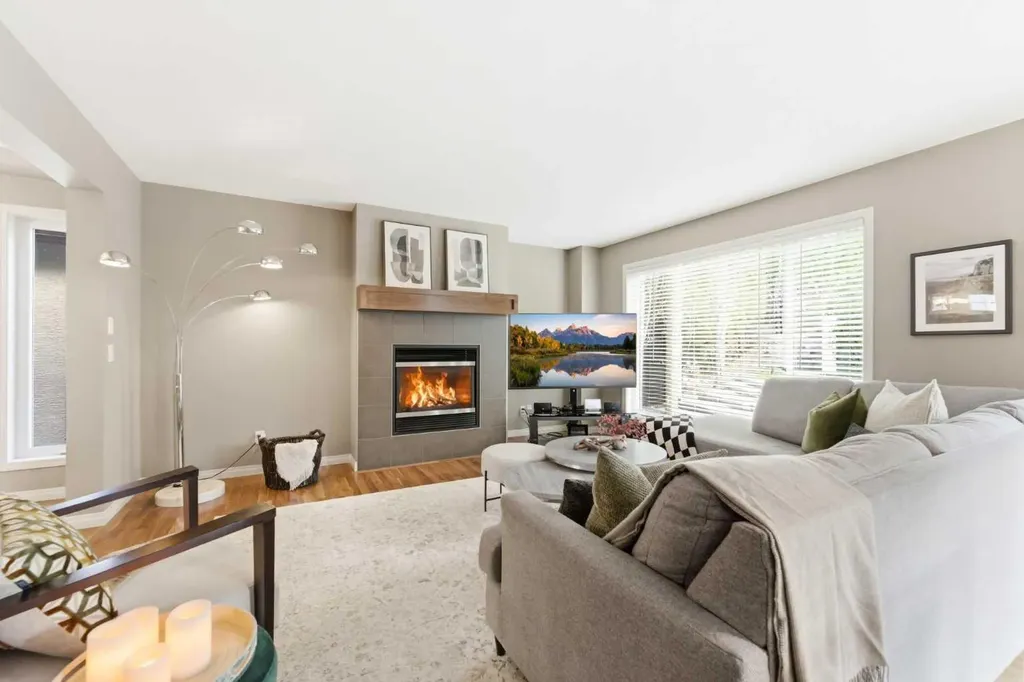 39 Evercreek Bluffs Road SW Calgary AB T2Y 4P3
