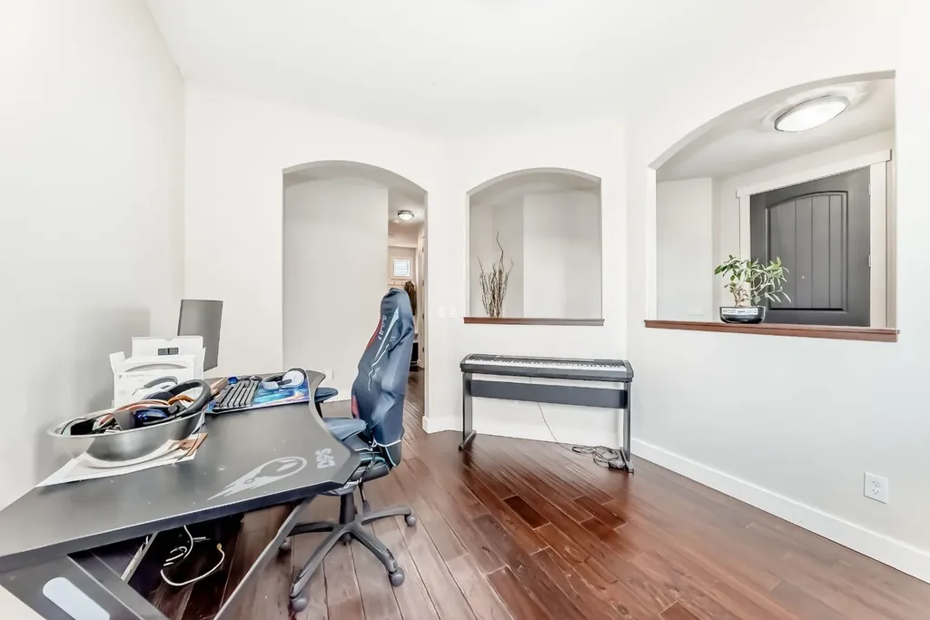 40 Cooperstown Place SW Airdrie AB T4B 3T5