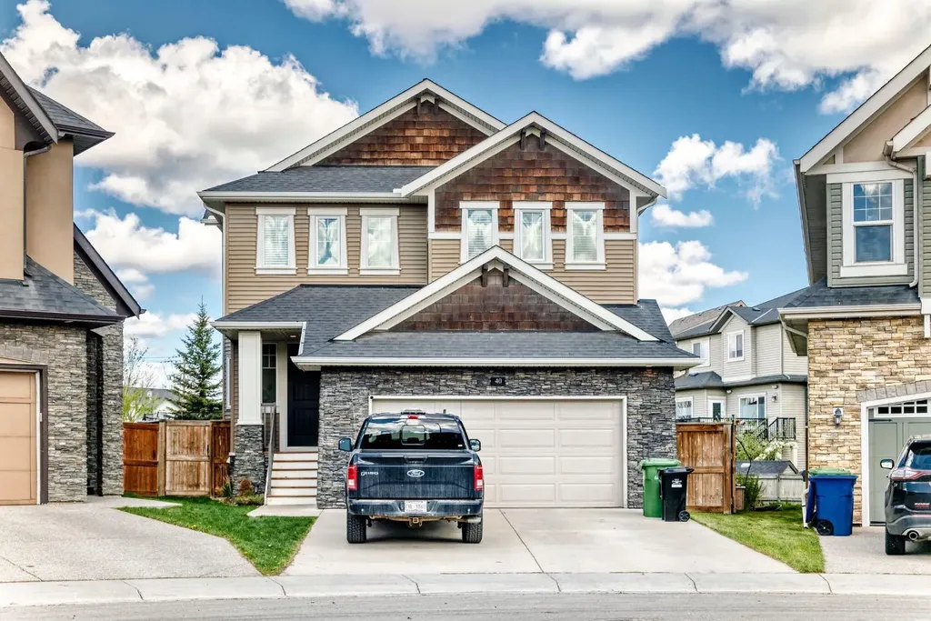 40 Cooperstown Place SW Airdrie AB T4B 3T5