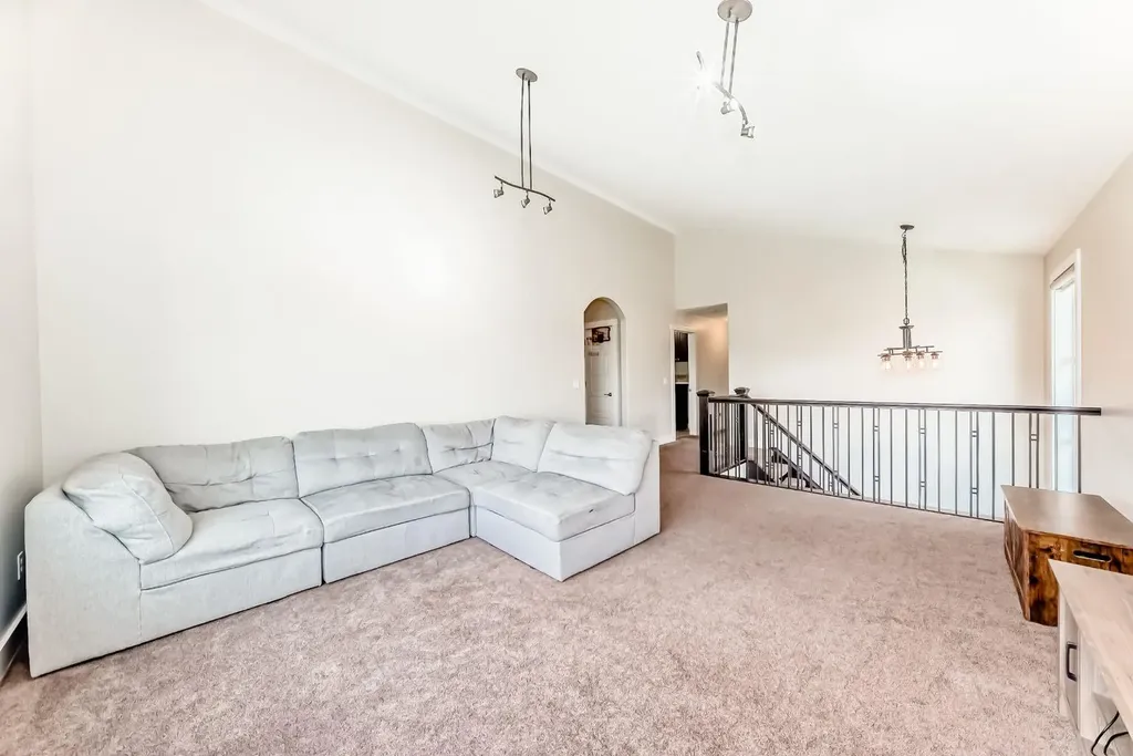 40 Cooperstown Place SW Airdrie AB T4B 3T5