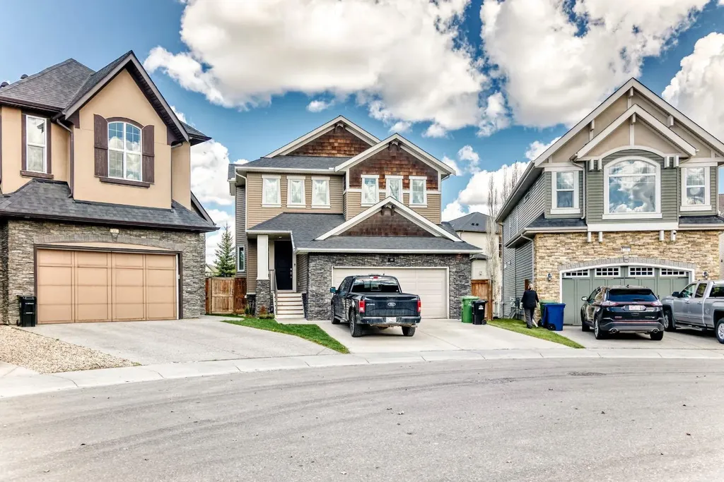 40 Cooperstown Place SW Airdrie AB T4B 3T5