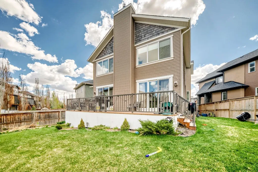 40 Cooperstown Place SW Airdrie AB T4B 3T5