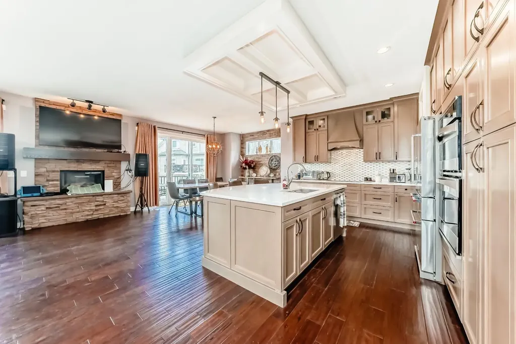 40 Cooperstown Place SW Airdrie AB T4B 3T5