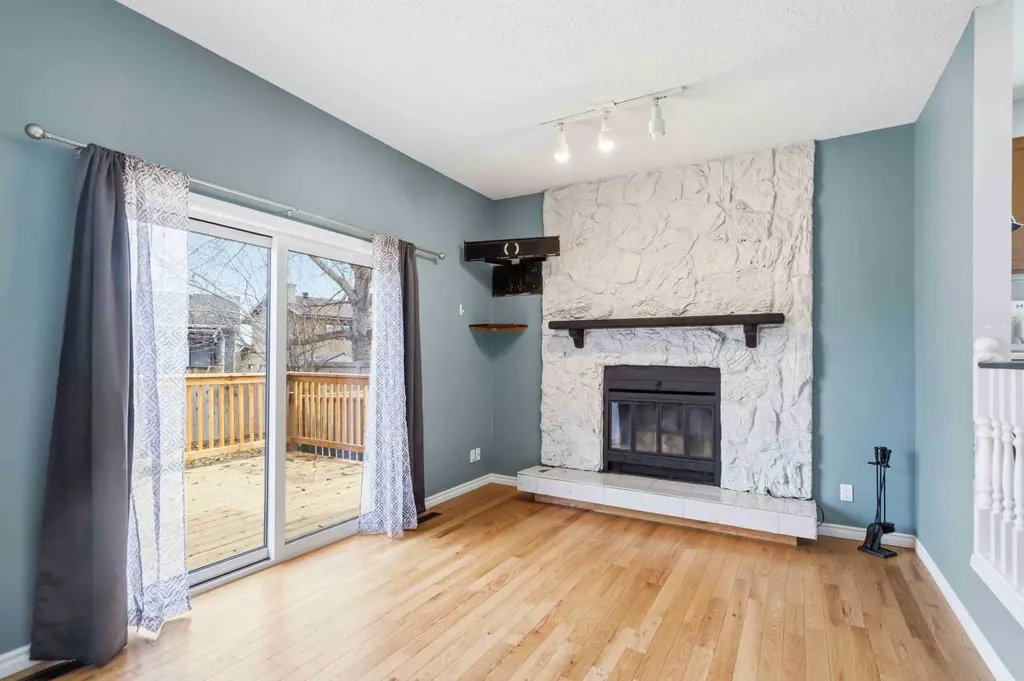 208 Blanchett Road Fort Mcmurray AB T9K 2H2