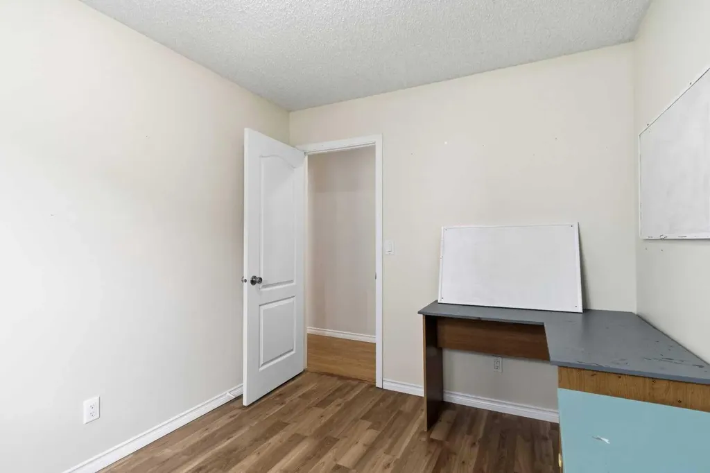 208 Blanchett Road Fort Mcmurray AB T9K 2H2