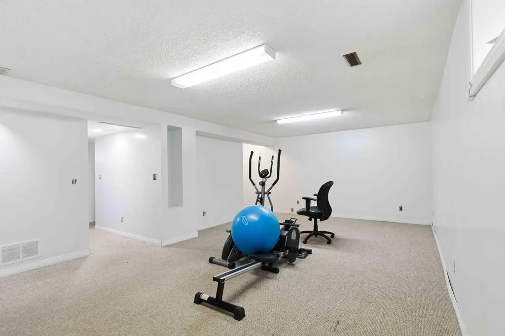 208 Blanchett Road Fort Mcmurray AB T9K 2H2