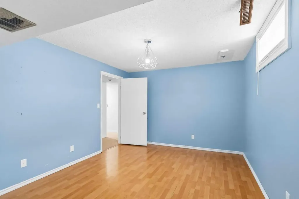 208 Blanchett Road Fort Mcmurray AB T9K 2H2