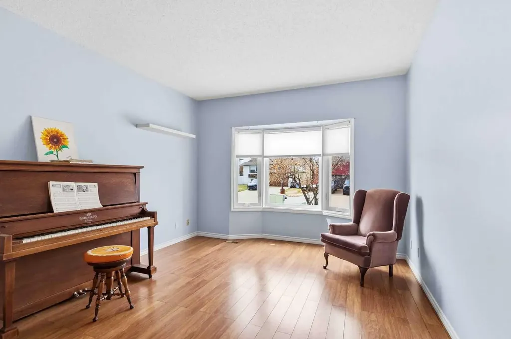 208 Blanchett Road Fort Mcmurray AB T9K 2H2