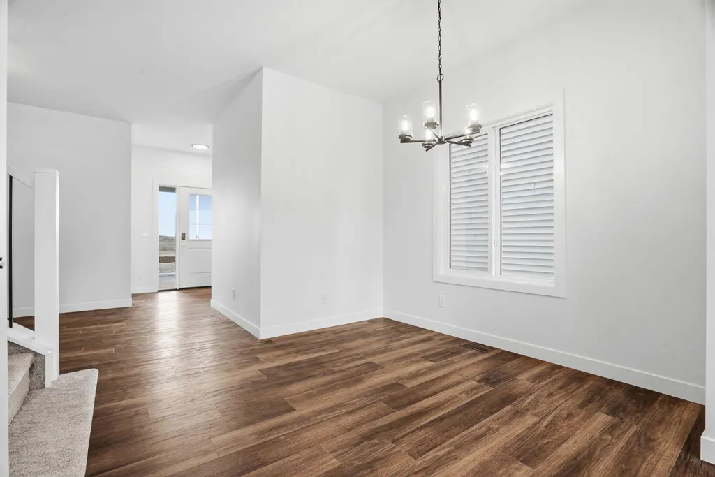 499 Lawthorn Way SE Airdrie AB T4A 3N9