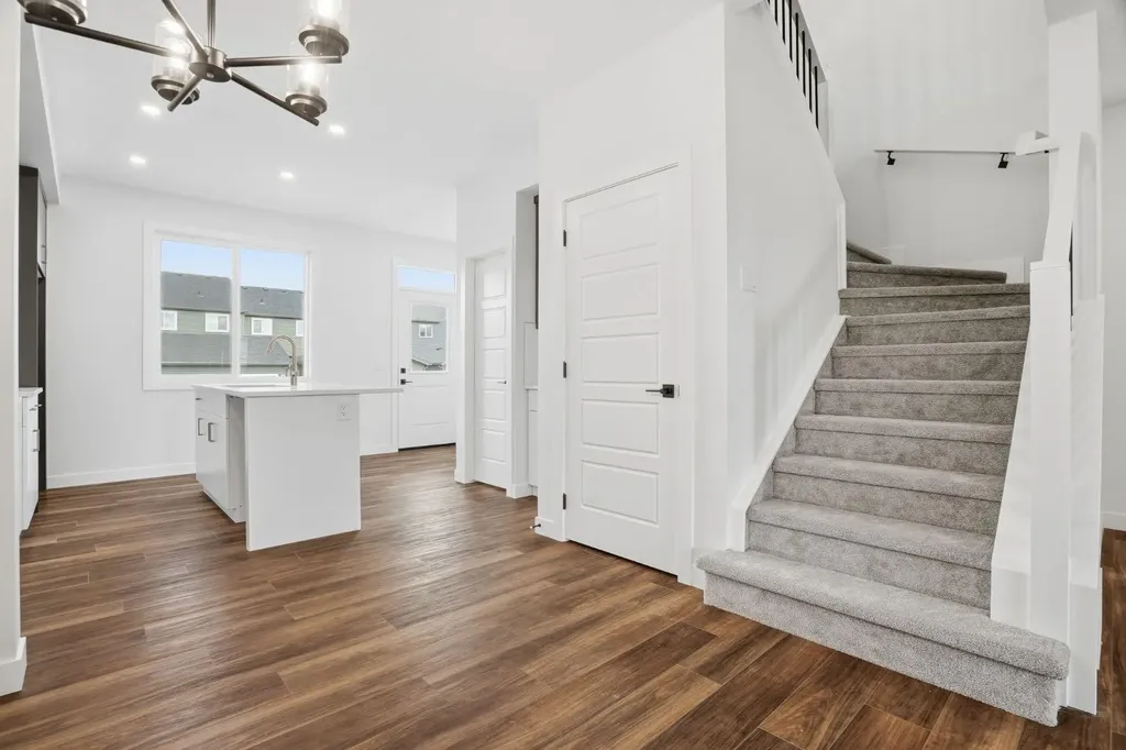 499 Lawthorn Way SE Airdrie AB T4A 3N9