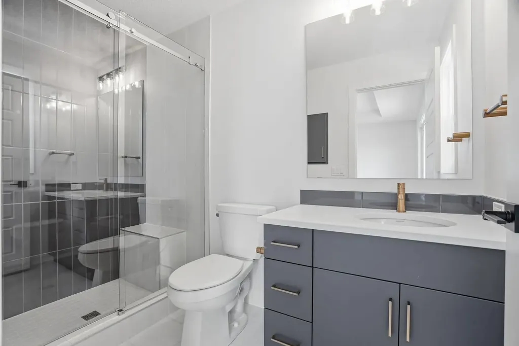 499 Lawthorn Way SE Airdrie AB T4A 3N9