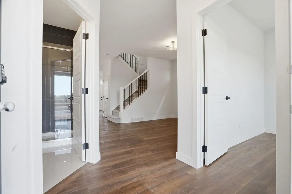 499 Lawthorn Way SE Airdrie AB T4A 3N9