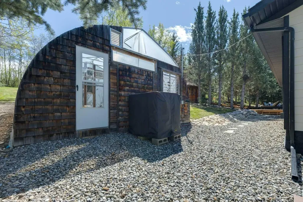 242026 White Post Lane W Rural Foothills County AB T1S3K3