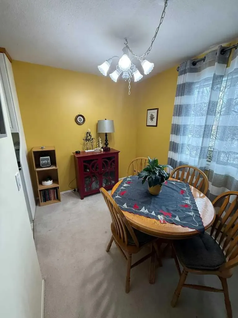5519 Kerry Wood Drive Red Deer AB T4N 4X3